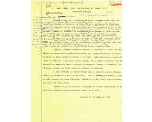 Informação do Ministério dos Negócios Estrangeiros sobre a necessidade de acreditar um Embaixador de Portugal junto da CEE