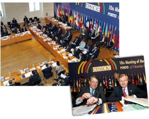O encerramento da Cimeira do Porto da OSCE assinala o fim da presidência portuguesa da organização.